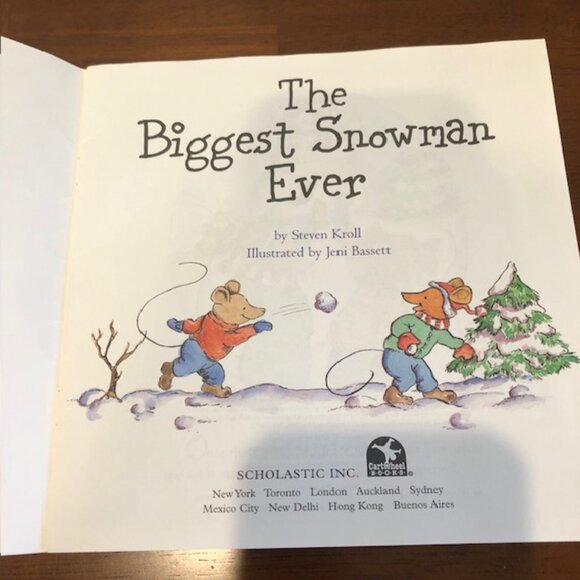 Scholastic Snowman Winter Books Bundle of 3 - Picture 12 of 16